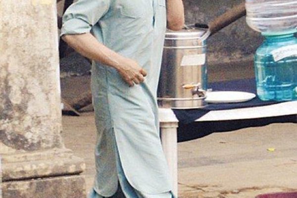 A Picture of Shahrukh Khan from Raees movie