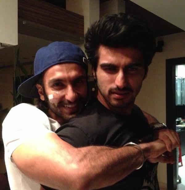 A candid picture of Ranveer Singh with Arjun Kapoor.