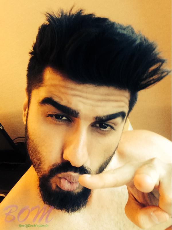 A weird selfie of Arjun Kapoor