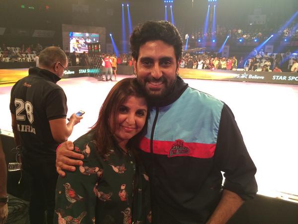 Abhishek Bachchan invited Farah Khan for Pro Kabaddi. She was glad and said Thank u @juniorbachchan 4 inviting us to the Pro Kabaddi opening!! What a fun we had