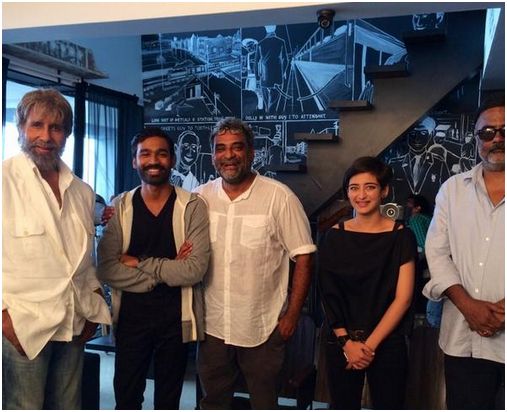 Actor Dhanush celebrating the success of VIP movie Amithabh ji and other team members of Shamitabh movie