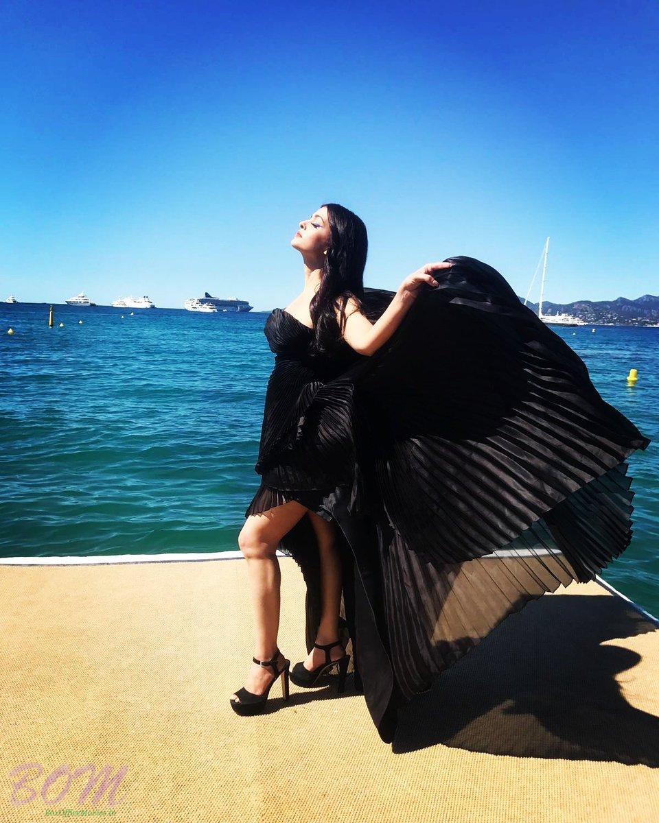 Aishwarya Rai Bachchan Black Swan style pic from Cannes 2017