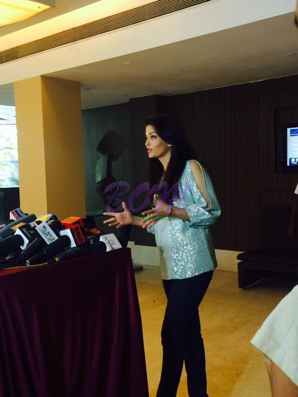 Aishwarya Rai Bachchan during a press meeting during Jazbaa movie script reading session