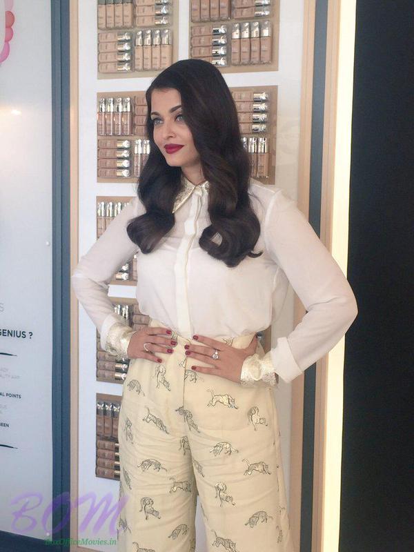 Aishwarya Rai Bachchan new picture from cannes 2015 - part2