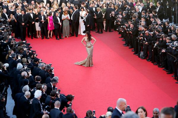 Aishwarya rai at redcarpet of Cannes film festival 2014