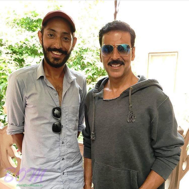 You will like this simple look of Akshay Kumar on the sets of Jolly LLB 2
