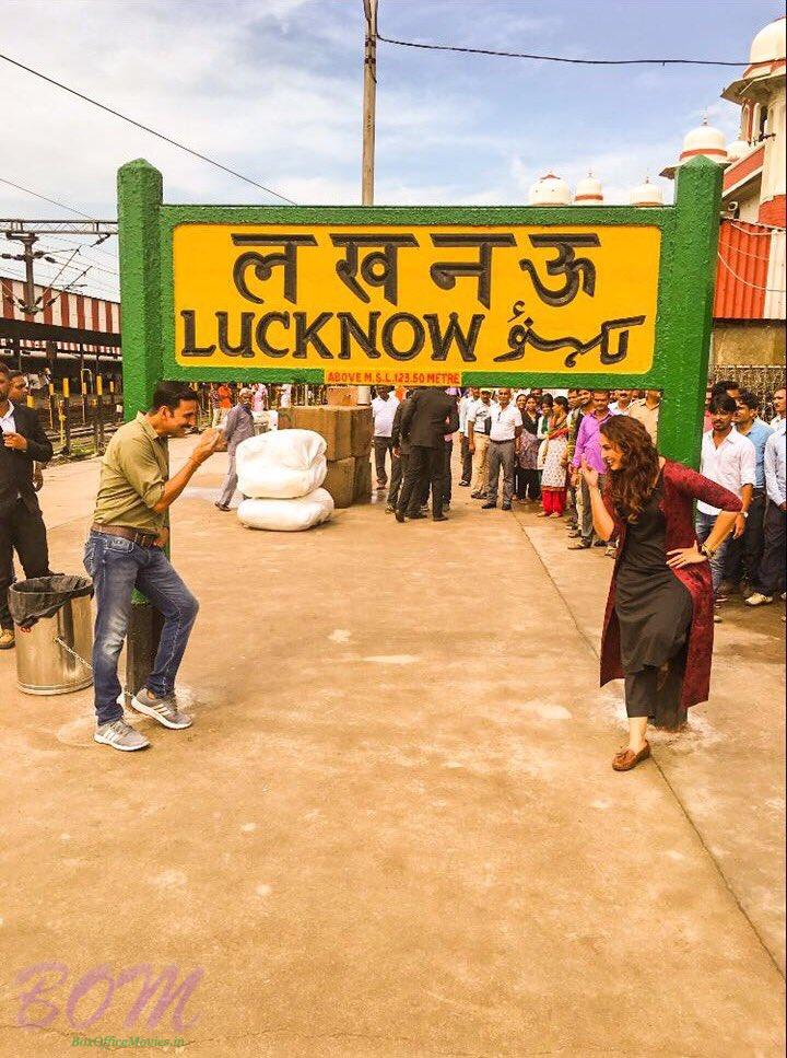 Akshay Kumar with Huma Qureshi during Jolly LLB 2 Shooting