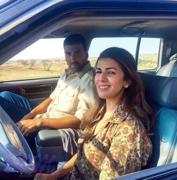 Akshay Kumar and Nimrat Kaur in Jaisalmer for the Airlift movie