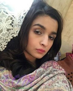 Alia Bhatt Lockdown Selfie