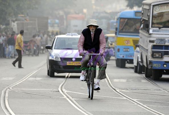 Amitabh Bachchan while shooting for PIKU movie in Howrah Bridge