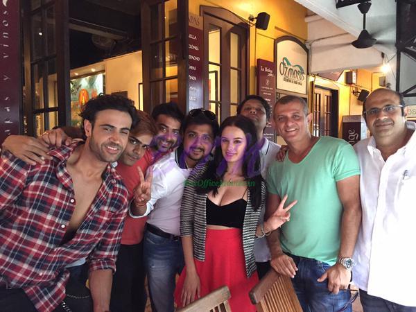 Another picture of Evelyn Sharma from schedule wrap of Kuch Kuch Locha Hai