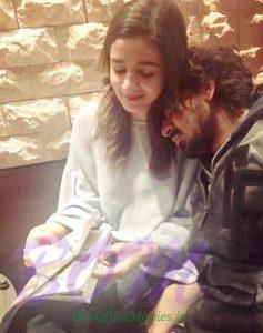 A stranger resting on the shoulders of Alia Bhatt