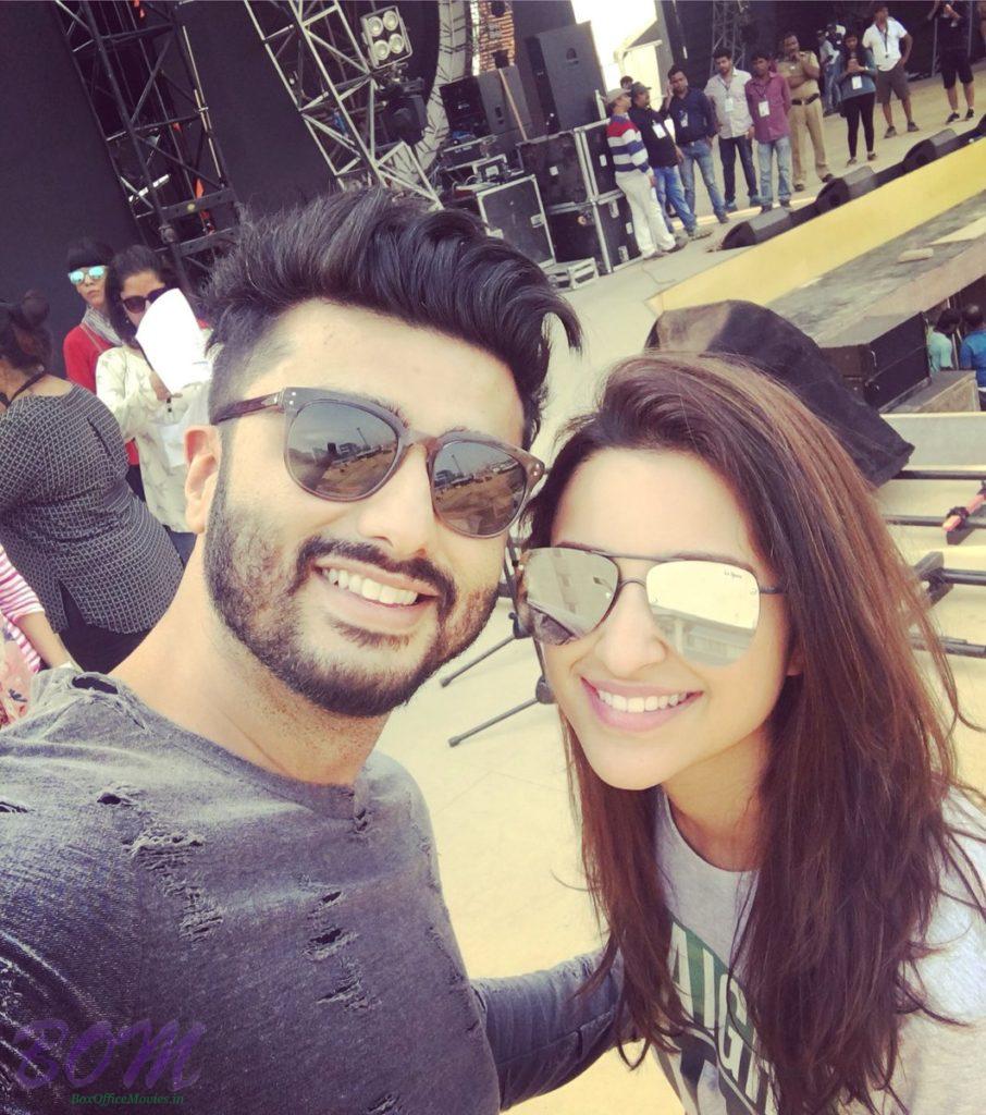 Arjun Kapoor selfie with Parineeti Chopra