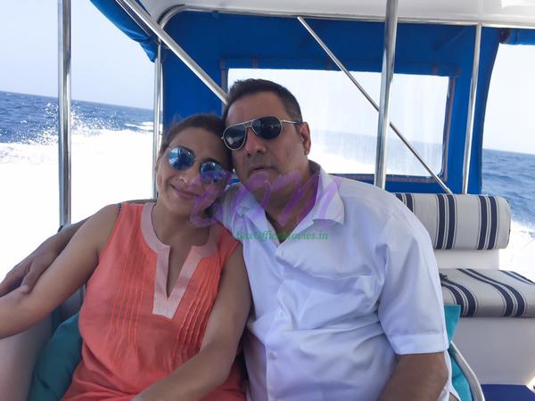 Boman Irani with his wife - Family Pic