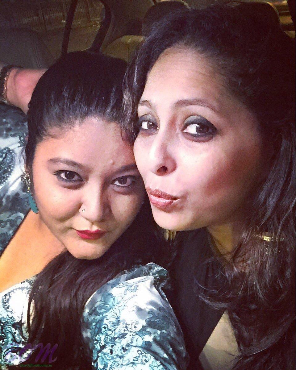 Choreographer GEETA KAPUR selfie with event manager Ronita Krishna Sharma