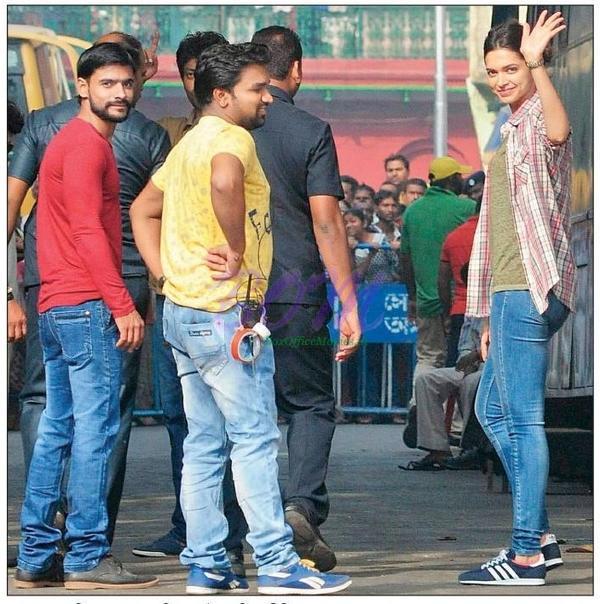 Deepika Padukone looks so cool as Piku