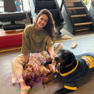 Gorgeous Disha Patani with pets