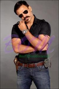 First Look of Vivek Oberoi in YRF's Bank Chor