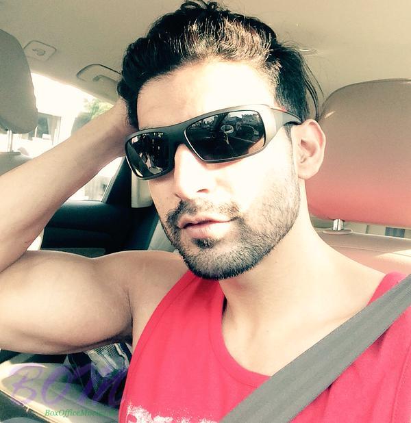 GURMEET CHOUDHARY latest selfie