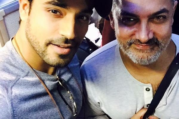 Gautam Gulati selfie with Aamir Khan