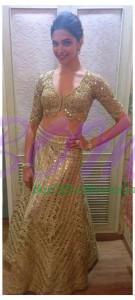 Gorgeous Deepika Padukone in Mayyur Girotra lehenga for stardust awards