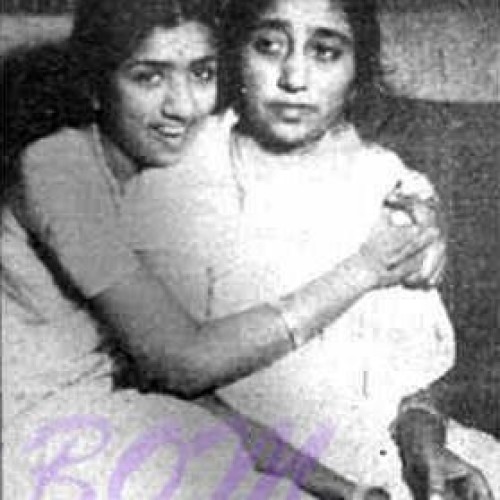Great singer Lata Mangeshkar with her mother