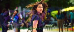 Heart throbing Kajol in Dilwale movie