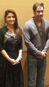 Here's an exclusive picture of Ajay Devgn and Kareena Kapoor from Singham Returns promotional event in Kolkata