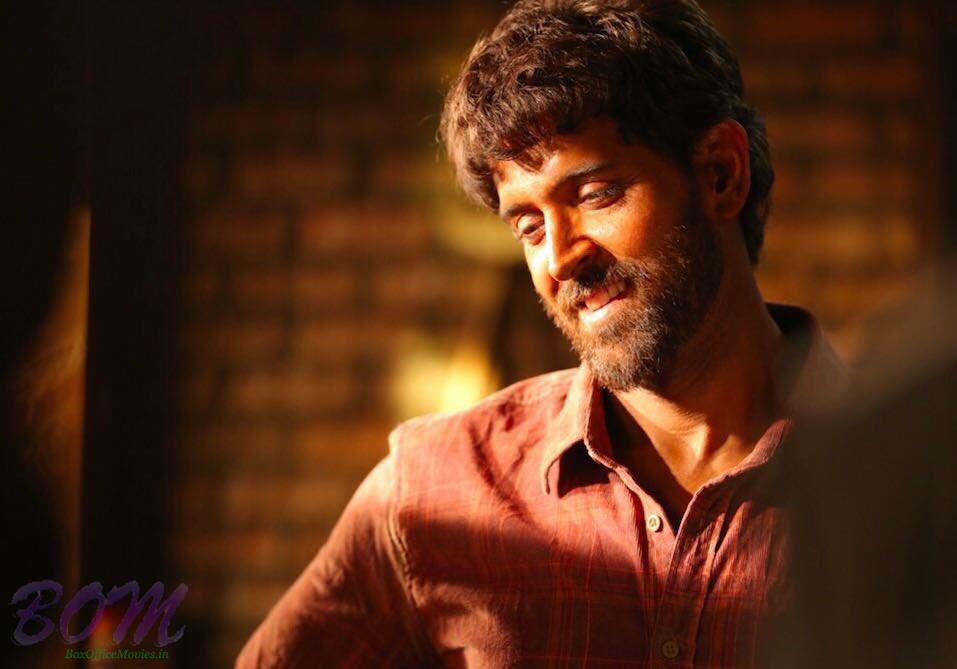 Hrithik Roshan look in Super 30, slated to release on 25 Jan 2019