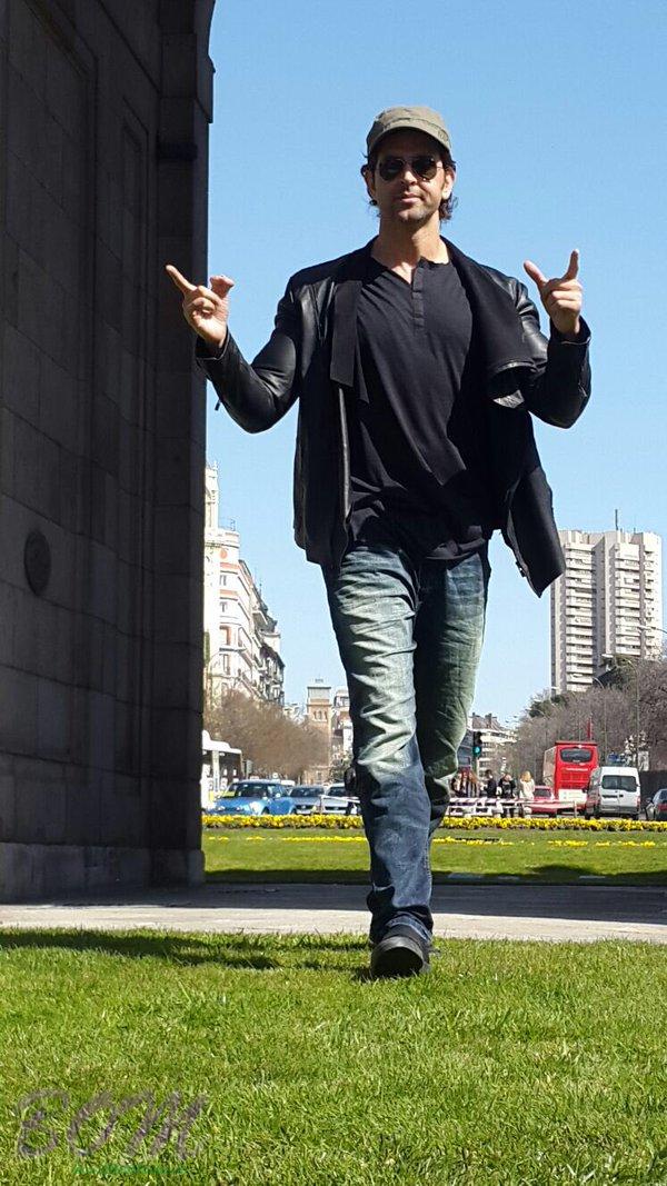 Hrithik Roshan stylish pic in Madrid for IIFA2016