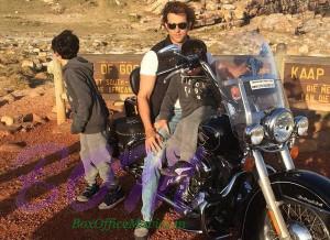 Hrithik snapped with Hrehaan and Hridaan at The Cape of Good Hope, South Africa