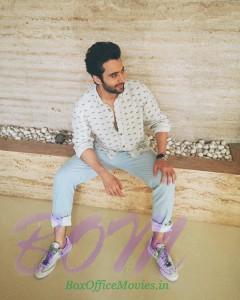 Jackky Bhagnani heading out to Essel World for the promotions of Welcome 2 Karachi