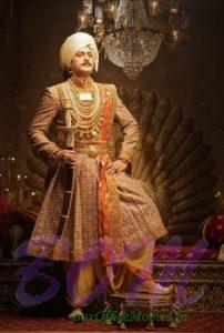 Jisshu Sengupta as Maharaja Gangadhar Rao in Manikarnika - The Queen Of Jhansi