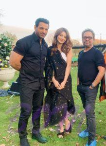 John Abraham and Urvashi Rautela on the sets of Pagalpanti with Anees Bazmee