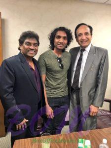 Johny Lever with his son and Jesse and Dr Jatin Shah
