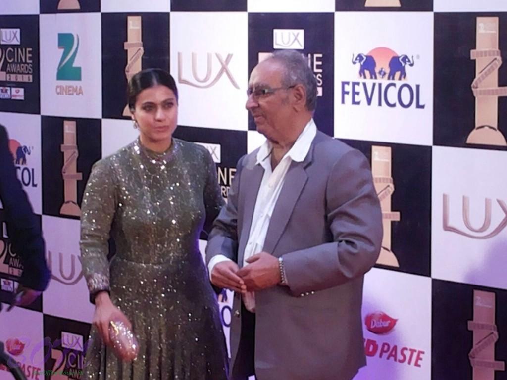 Kajol Devgn with Father-in-Law Veeru Devgn