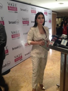 Kajol glammed up the pantsuit in Shehlaa by Shehla Khan at the Vogue Beauty Awards