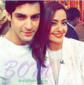 Karan Wahi selfie with Surveen Chawla