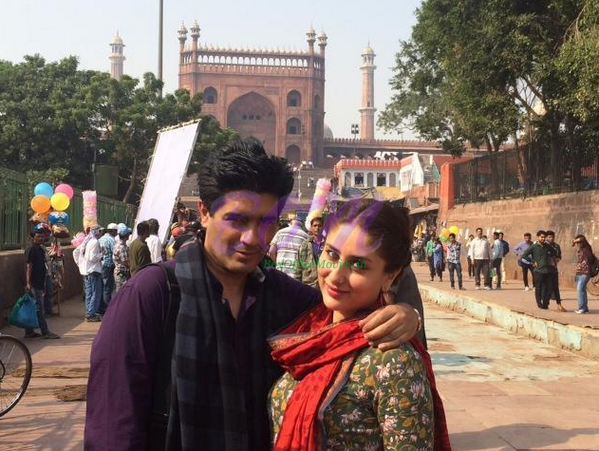 Kareena and her stylist Manish Malhotra on the sets of Bajrangi Bhaijaan