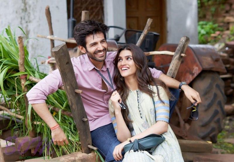 Kartik Aaryan and Kriti Sanon ready to rock in Lukka Chuppi