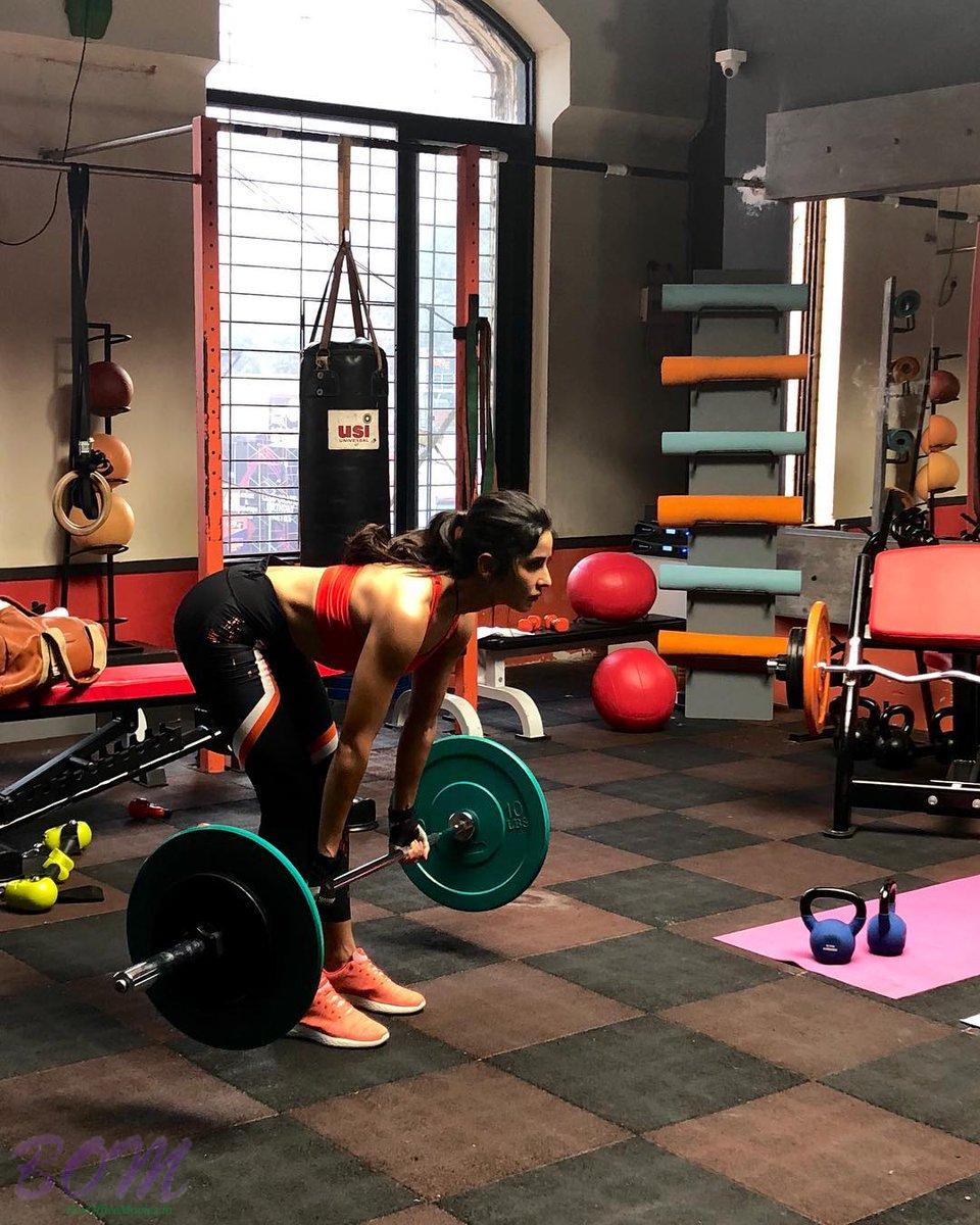 Have you seen this motivational gym workout picture of Katrina Kaif