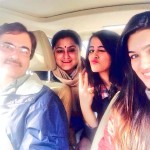 Kriti Sanon with Father, Mother and Sister