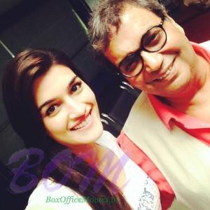 Kriti Sanon selfie with the showman Subhash Ghai
