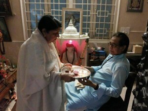 Lata Mangeshkar rakhi celebration with brother Hridaynath ji