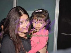 Latest pictures of Aishwarya Rai Bachchan with daughter Aaradhya Rai Bachchan