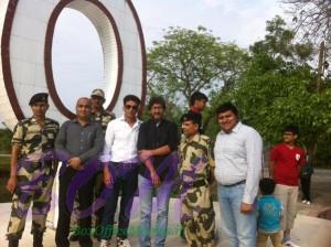 Manoj Bajpayee and BSF soldiers at the Zero Point on the Indo-Bangladesh border