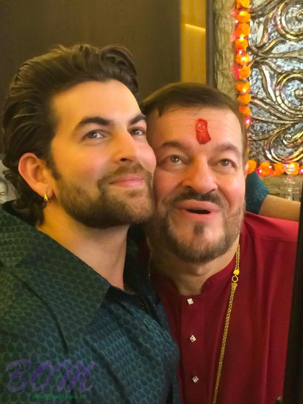 Neil Nitin Mukesh selfie father on Ganesha Chaturthi 2015