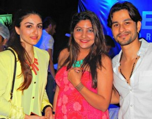 New Picture of Soha Ali Khan and Kunal Khemu!