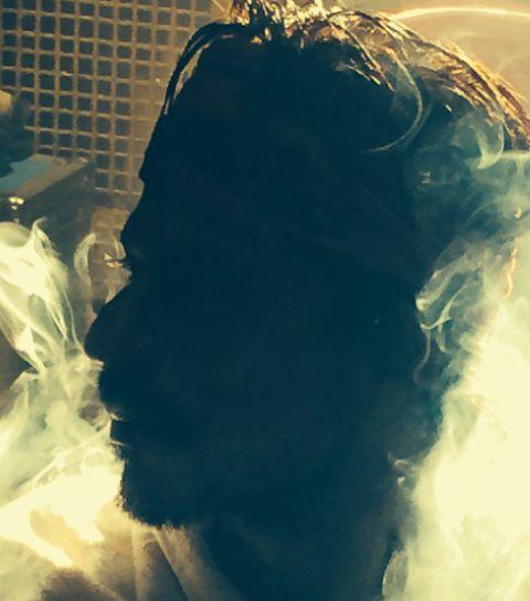 Picture of Shah Rukh Khan Smoking really hard