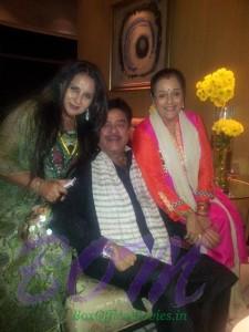 Poonam Dhillon with Shatrugan Sinha and his wife Poonam Sinha